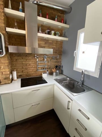 Penthouse à louer à L'Eixample, Valence ville - 1 750 € (Ref: 9580261)