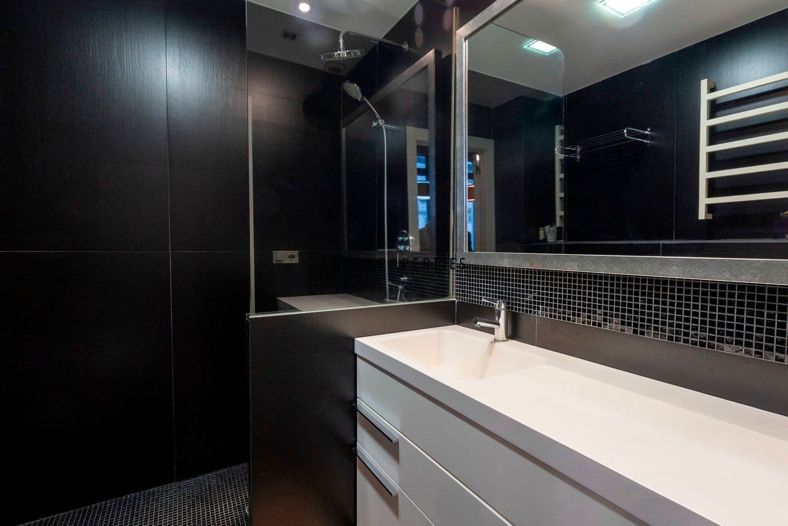 Penthouse zu vermieten in Valencia Stadt - 1.600 € (Ref: 9580261)