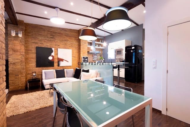 Penthouse til leje i L'Eixample, Valencia by - € 1.750 (Ref: 9580261)