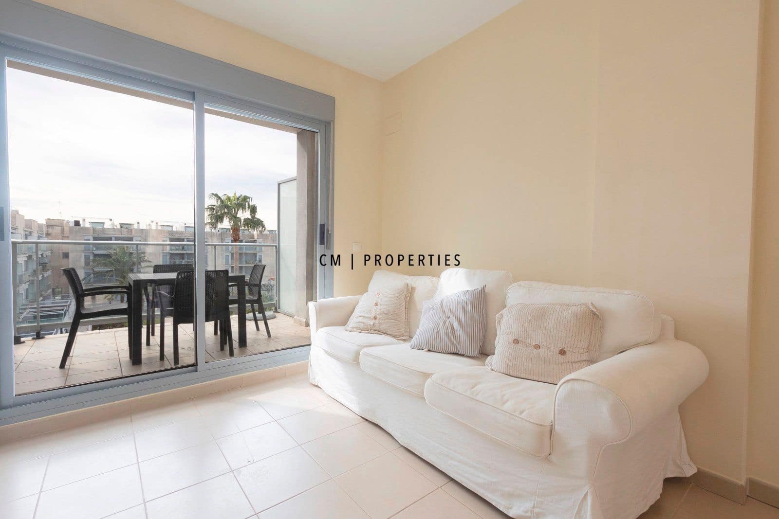 2 bedroom Penthouse for rent in Almenara with pool garage - € 1,050 (Ref: 9581245)