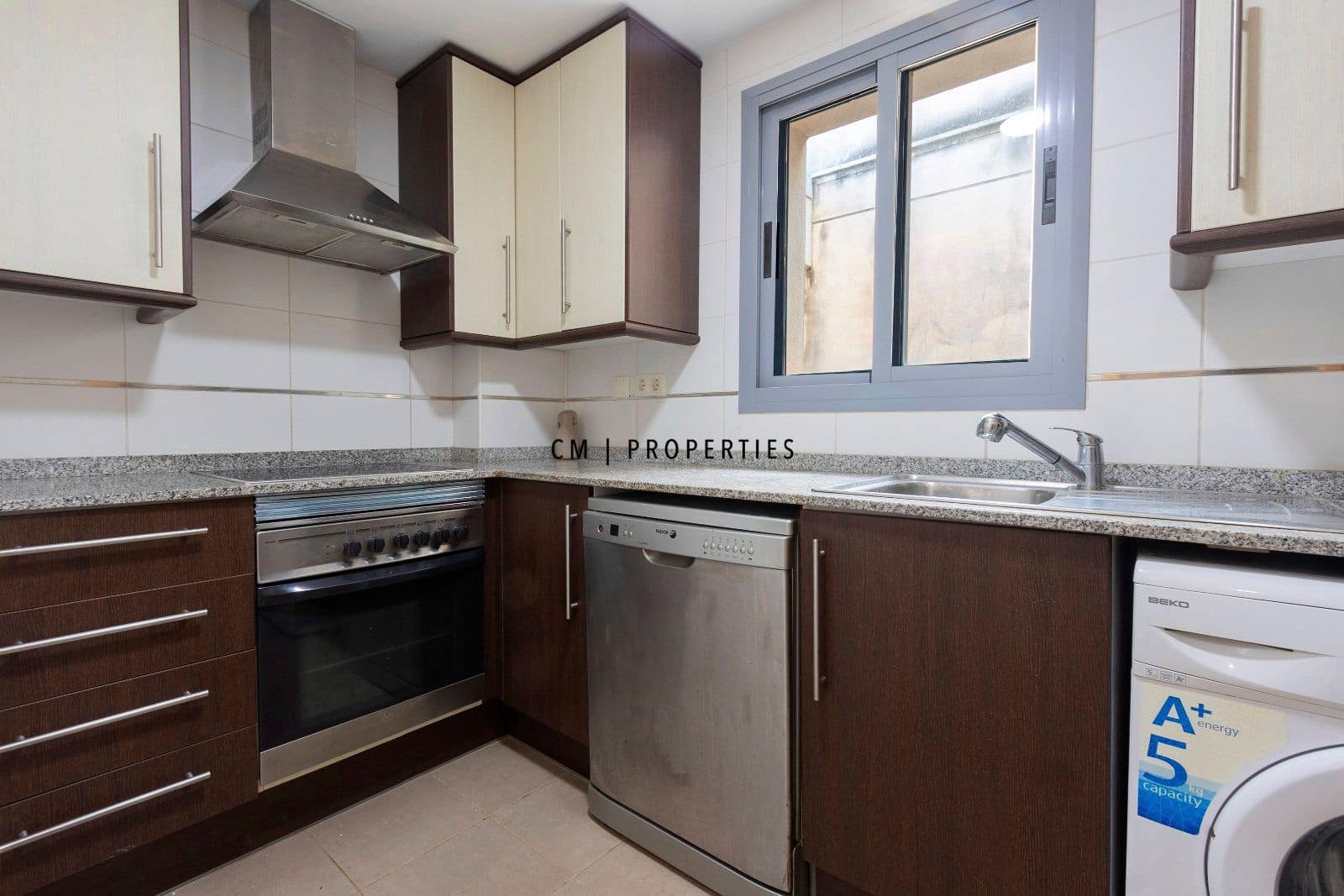 2 bedroom Penthouse for rent in Almenara with pool garage - € 1,050 (Ref: 9581245)