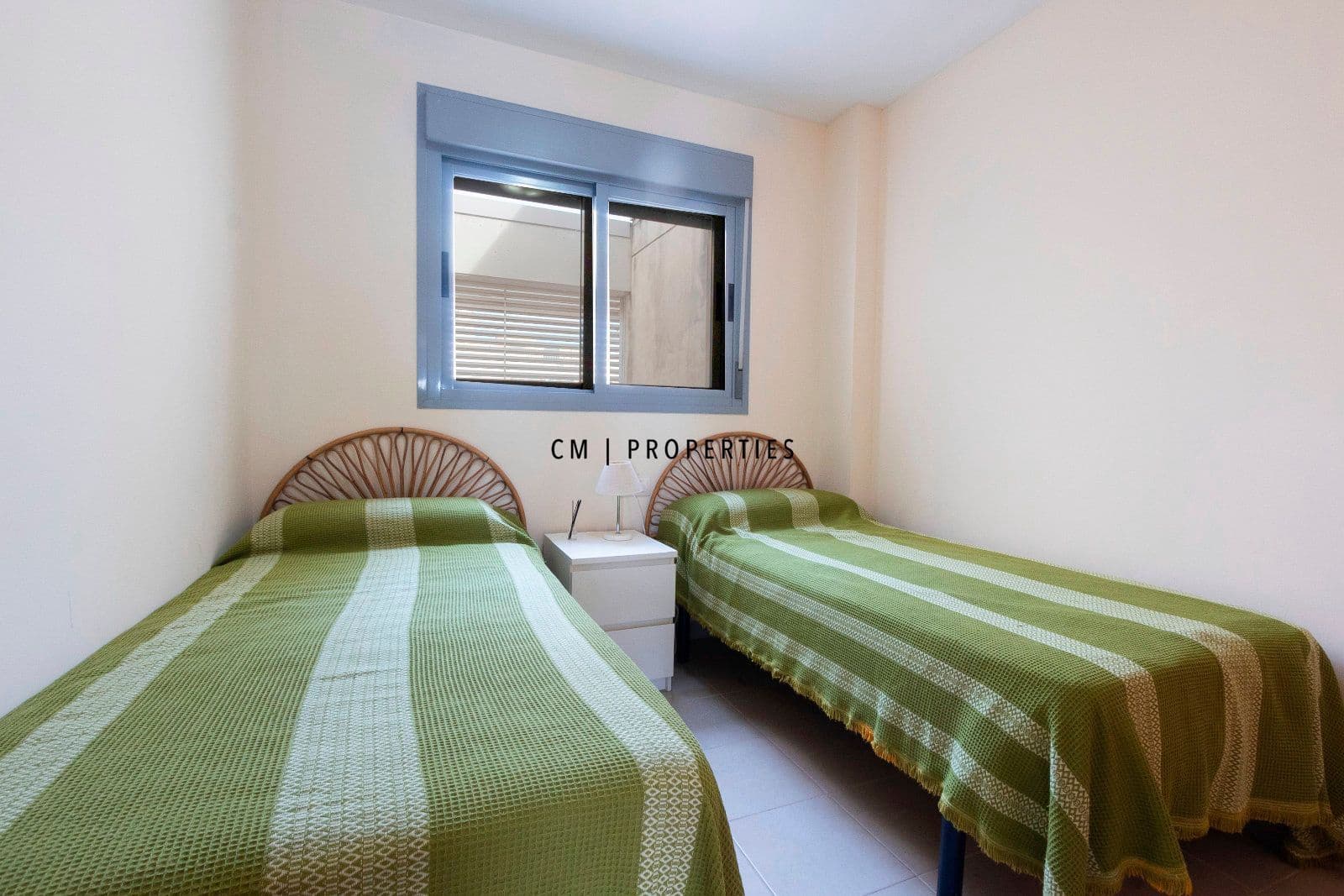 2 bedroom Penthouse for rent in Almenara with pool garage - € 1,050 (Ref: 9581245)