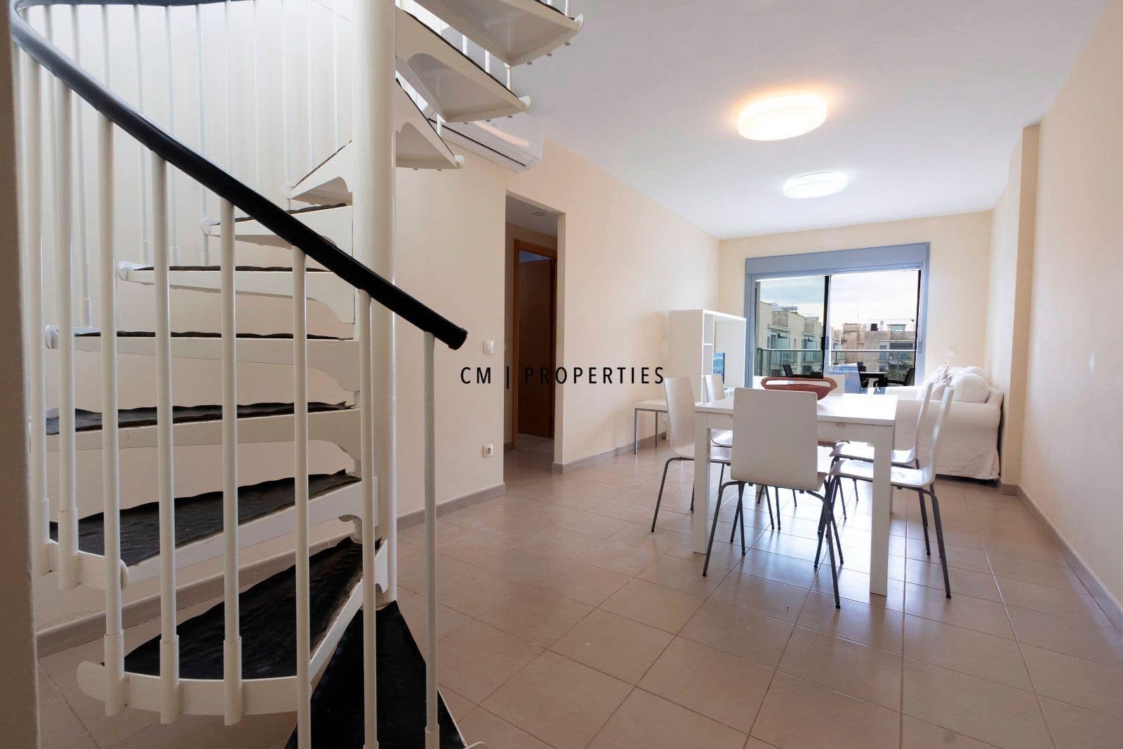 2 bedroom Penthouse for rent in Almenara with pool garage - € 1,050 (Ref: 9581245)