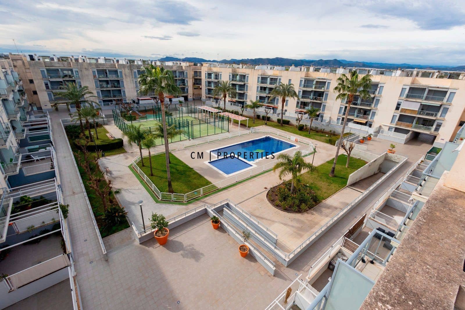 2 bedroom Penthouse for rent in Almenara with pool garage - € 1,050 (Ref: 9581245)