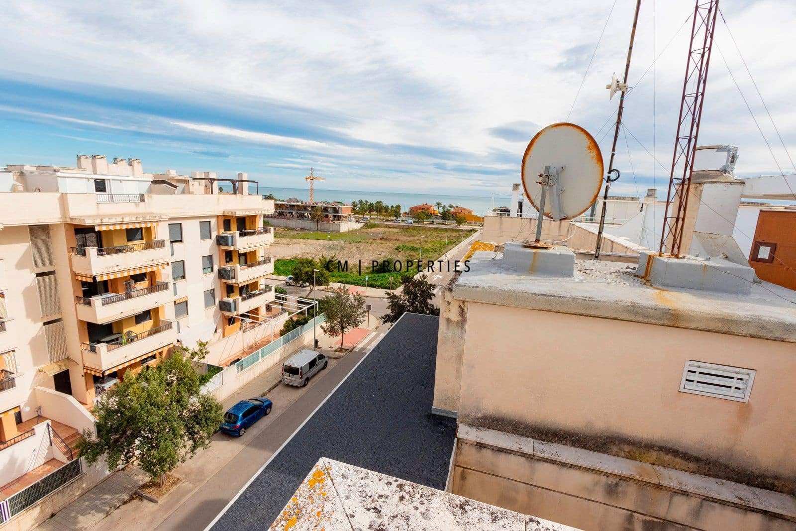 2 bedroom Penthouse for rent in Almenara with pool garage - € 1,050 (Ref: 9581245)