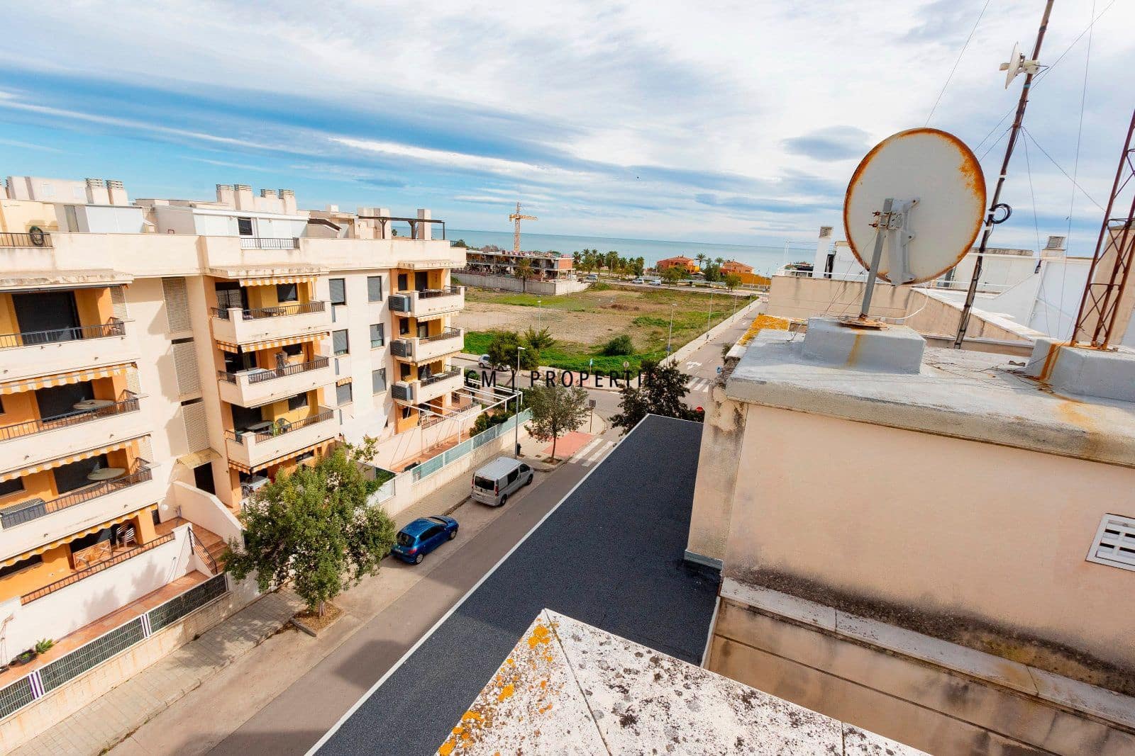 2 bedroom Penthouse for rent in Almenara with pool garage - € 1,050 (Ref: 9581245)