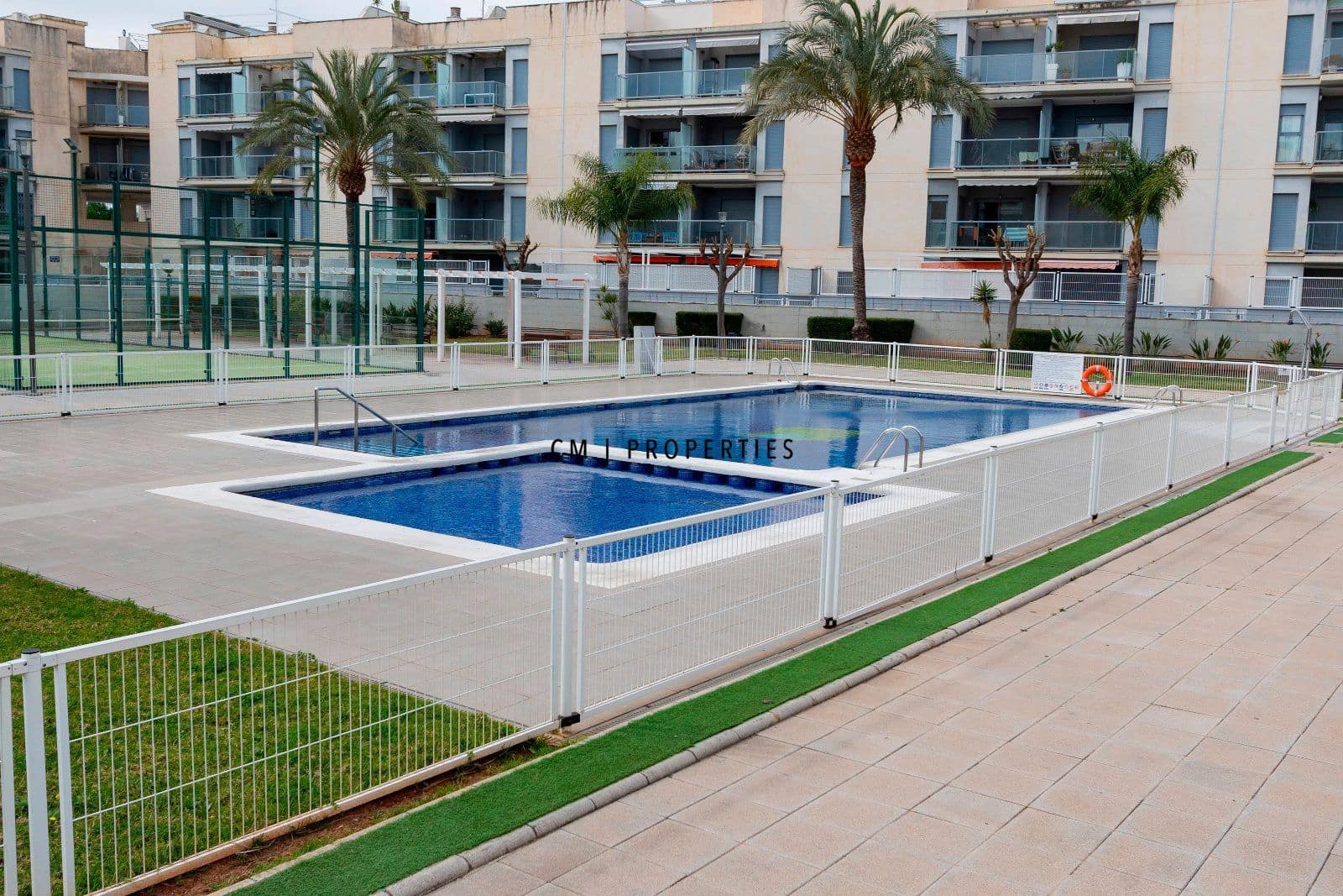 2 bedroom Penthouse for rent in Almenara with pool garage - € 1,050 (Ref: 9581245)