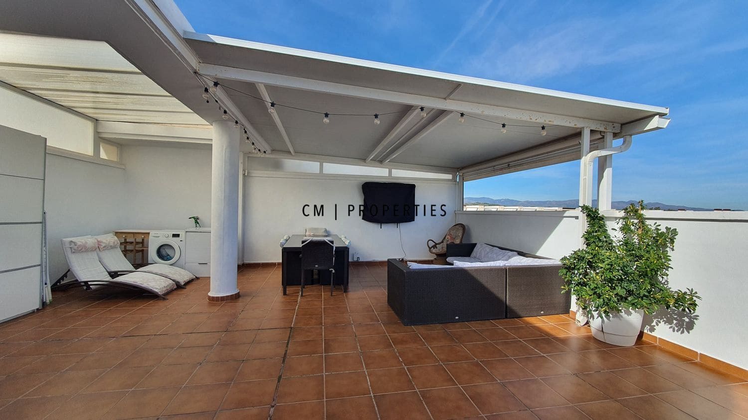 2 bedroom Penthouse for rent in Almenara with pool garage - € 1,200 (Ref: 9583516)