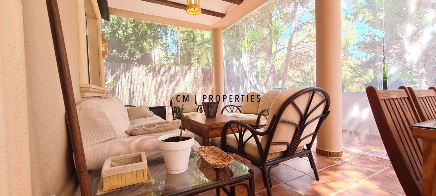 4 makuuhuone Huvila myytävänä paikassa Pucol mukana uima-altaan 
autotalli - 562 000 € (Ref: 9585140)