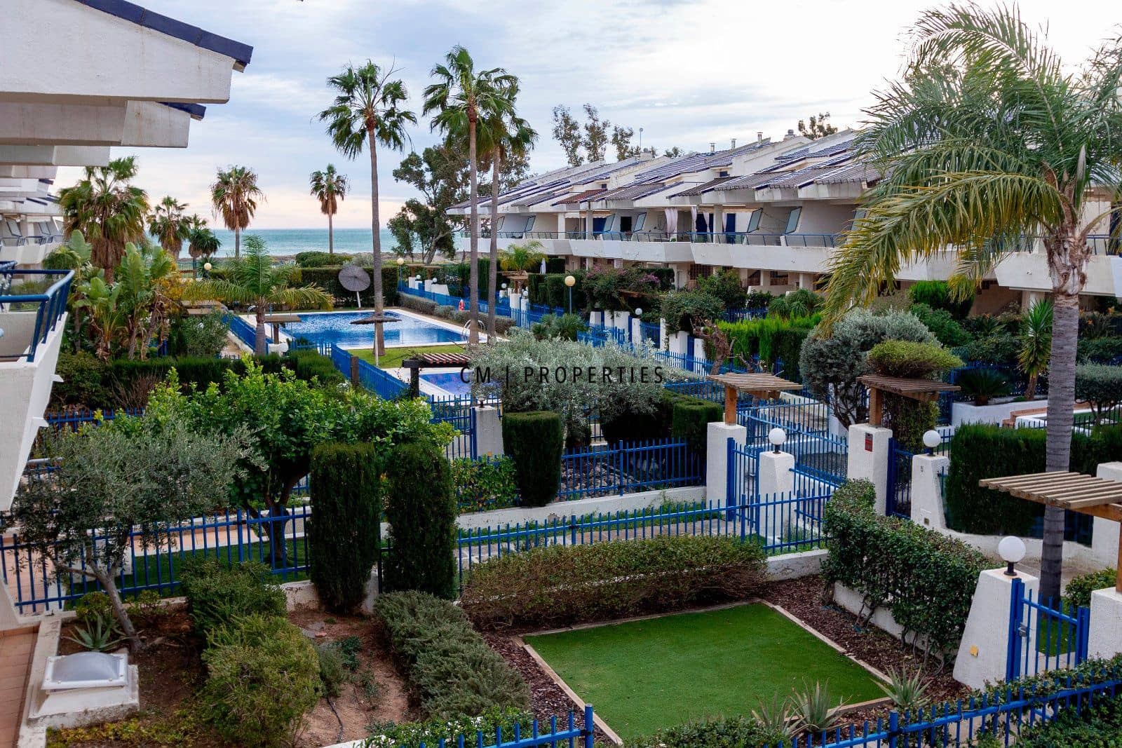 3 bedroom Townhouse for sale in Sagunto / Sagunt with pool garage - € 518,000 (Ref: 9592079)