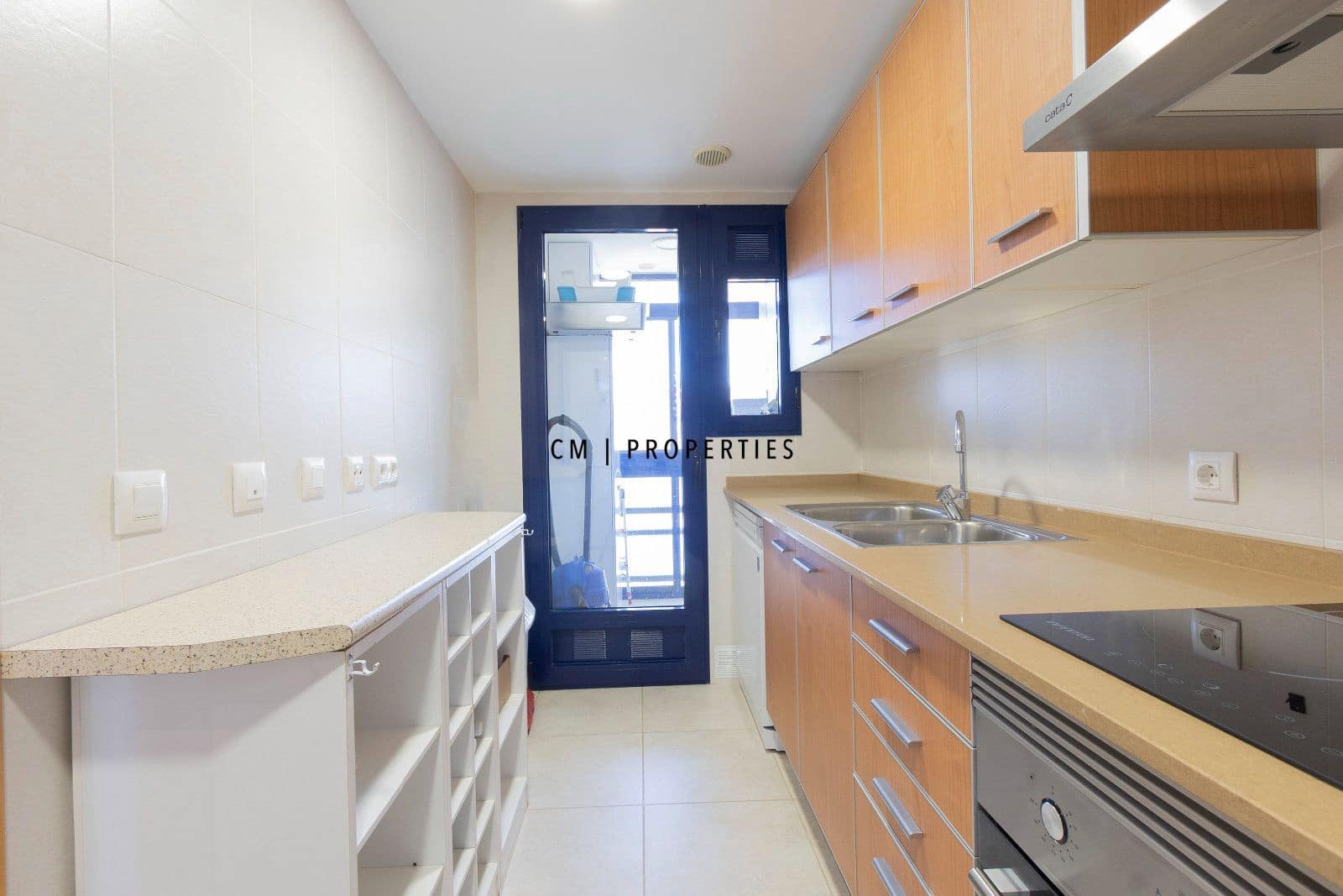 3 slaapkamer Huis te koop in Sagunto / Sagunt met zwembad garage - € 400.000 (Ref: 9592079)