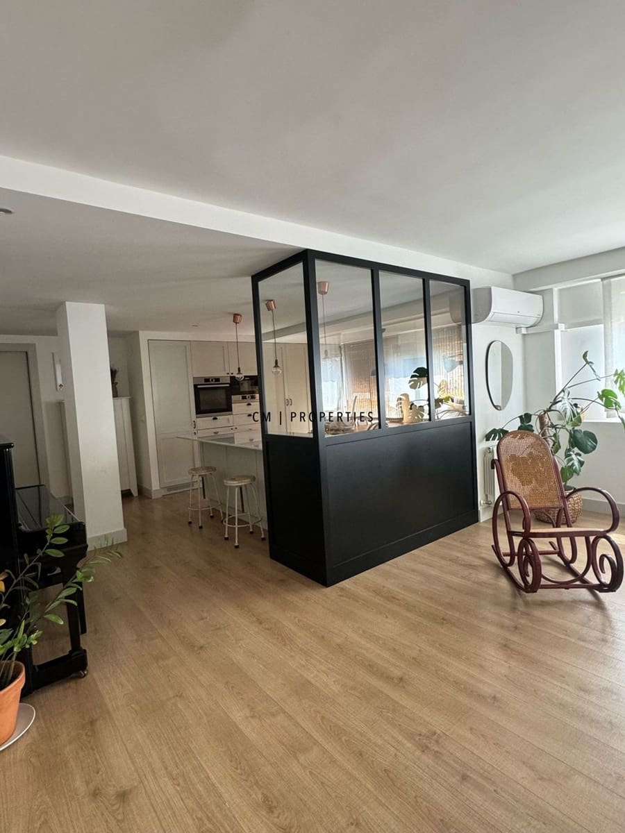 3 quarto Apartamento para arrendar em Mislata com garagem - 1 500 € (Ref: 9593131)