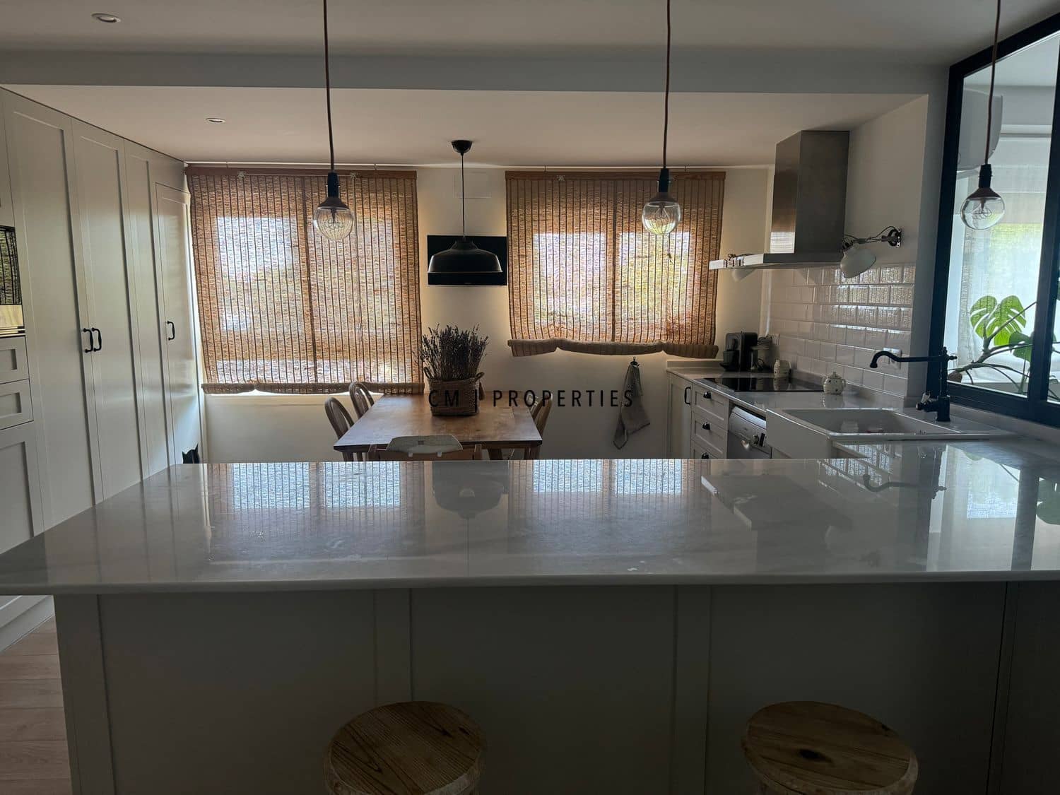 3 quarto Apartamento para arrendar em Mislata com garagem - 1 500 € (Ref: 9593131)