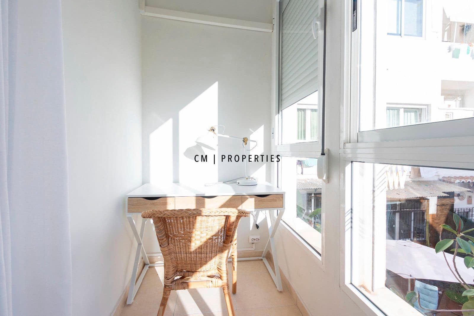 Piso de 2 habitaciones en València ciudad en alquiler - 1.900 € (Ref: 9596536)