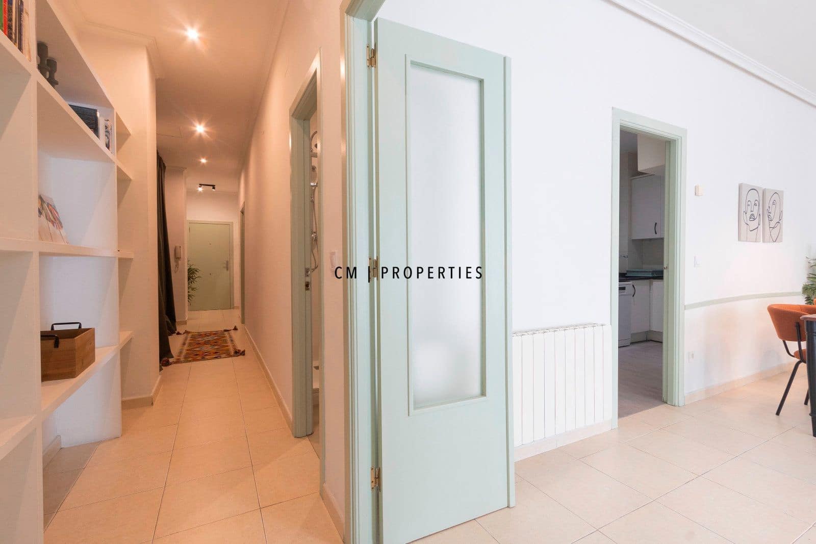 Piso de 2 habitaciones en València ciudad en alquiler - 1.900 € (Ref: 9596536)