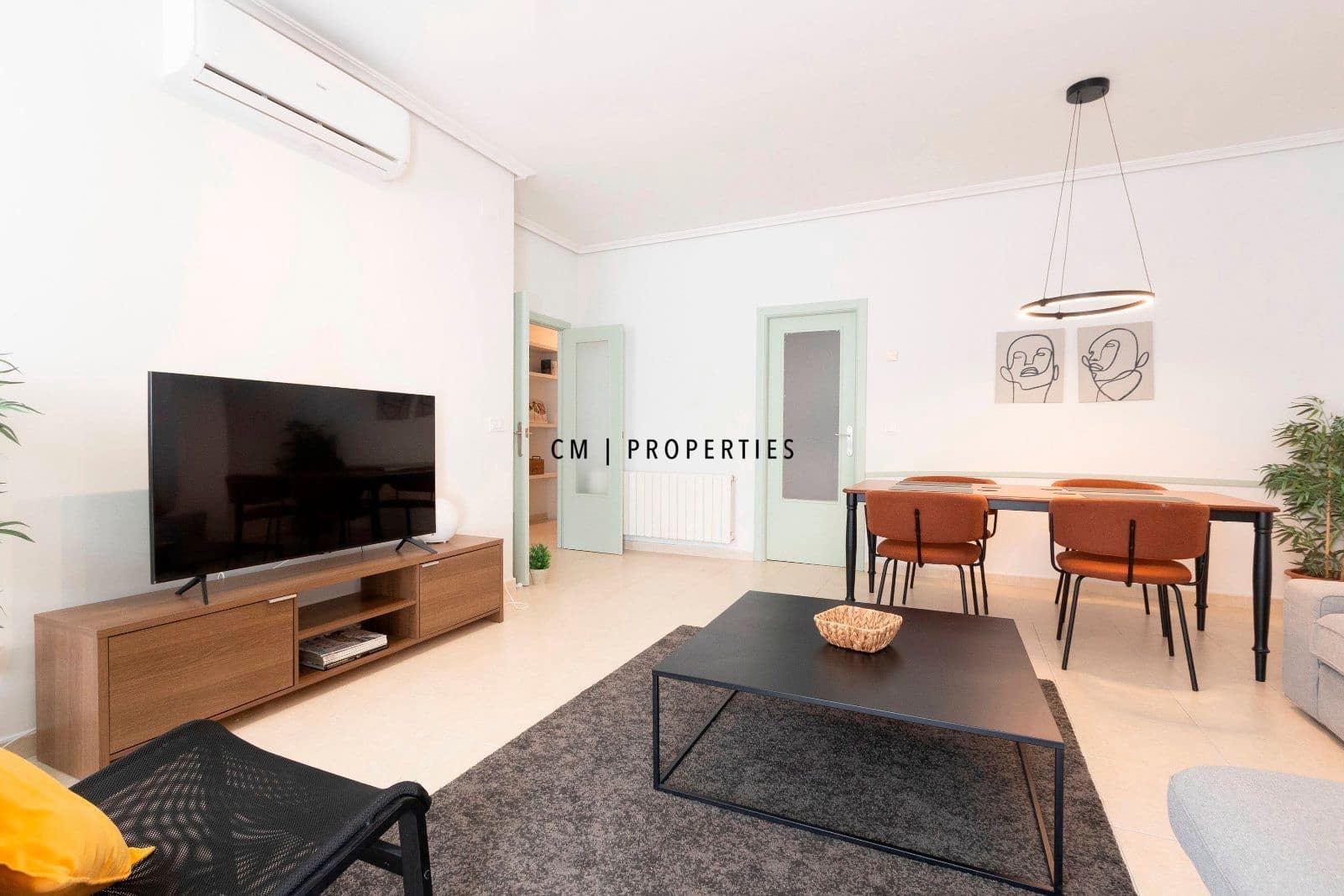 Piso de 2 habitaciones en València ciudad en alquiler - 1.900 € (Ref: 9596536)