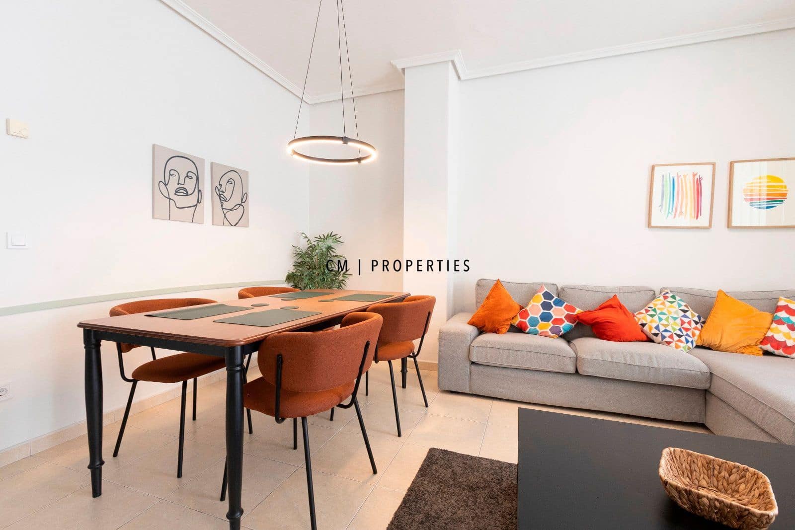 Piso de 2 habitaciones en València ciudad en alquiler - 1.900 € (Ref: 9596536)