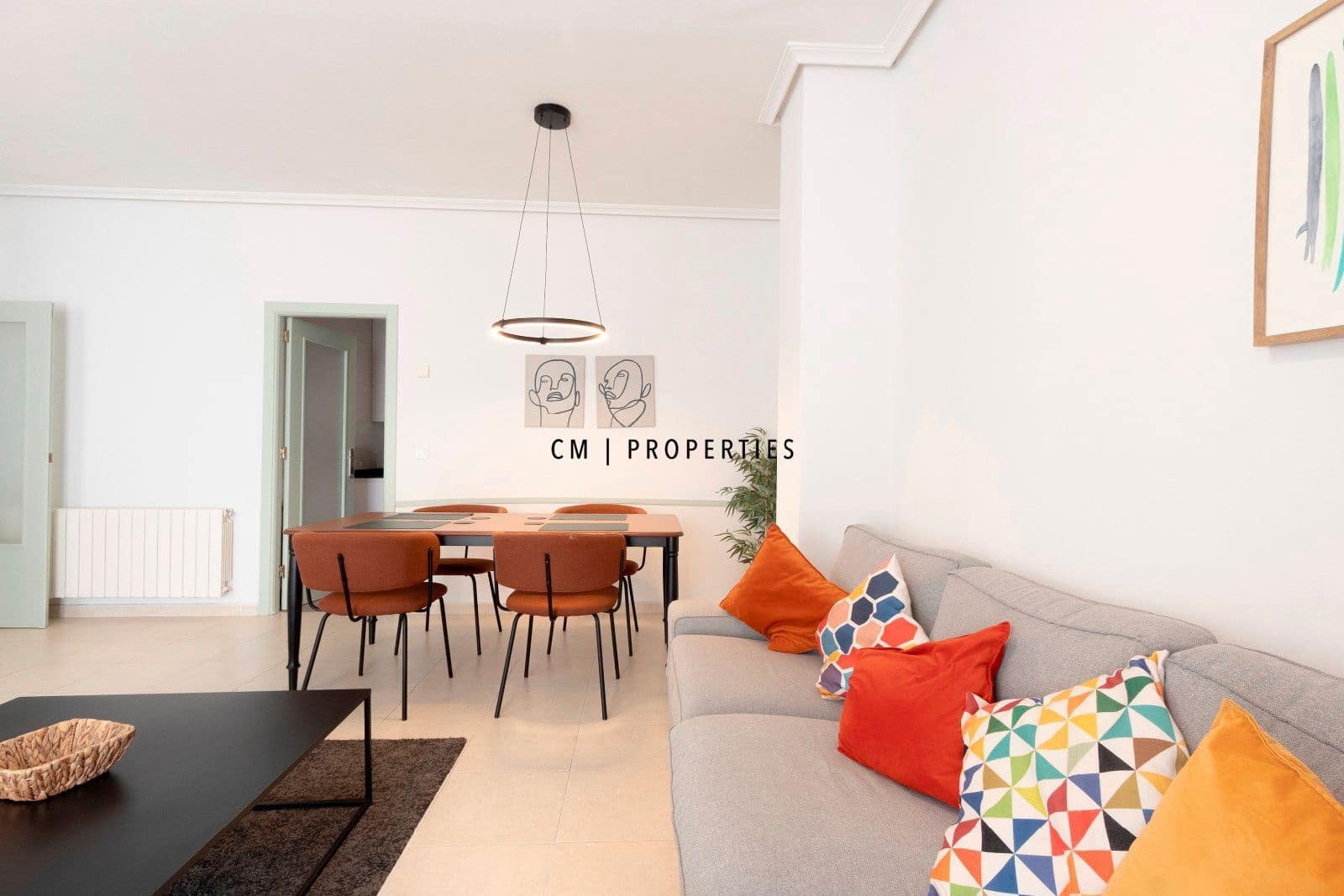 Piso de 2 habitaciones en València ciudad en alquiler - 1.900 € (Ref: 9596536)