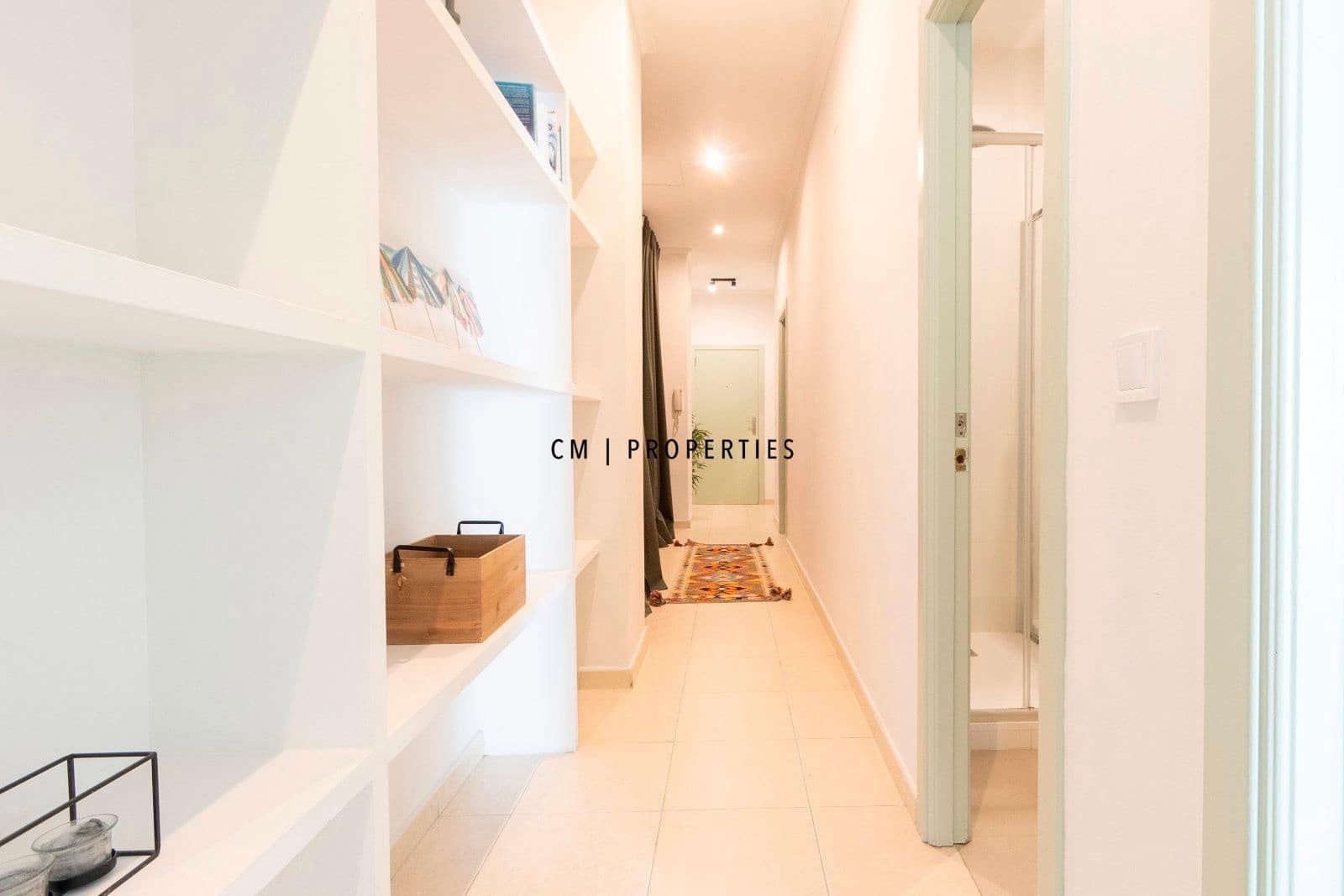 Piso de 2 habitaciones en València ciudad en alquiler - 1.900 € (Ref: 9596536)