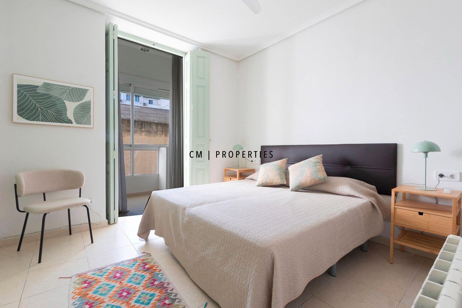 Piso de 2 habitaciones en València ciudad en alquiler - 1.900 € (Ref: 9596536)