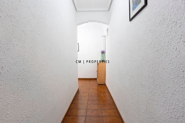 Piso de 3 habitaciones en L'Olivereta, València ciudad en venta - 208.500 € (Ref: 9598110)