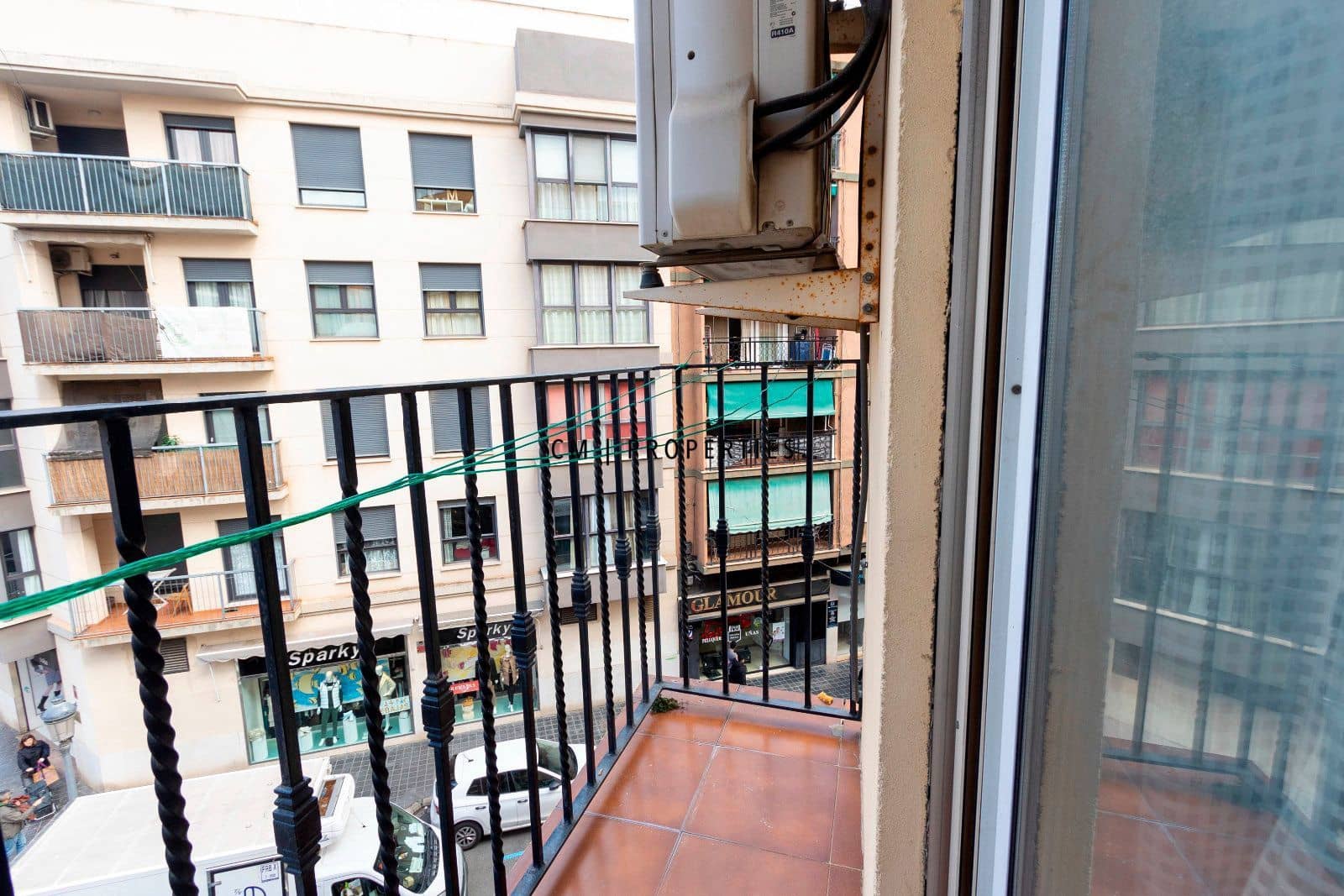 Piso de 3 habitaciones en València ciudad en venta - 208.500 € (Ref: 9598110)