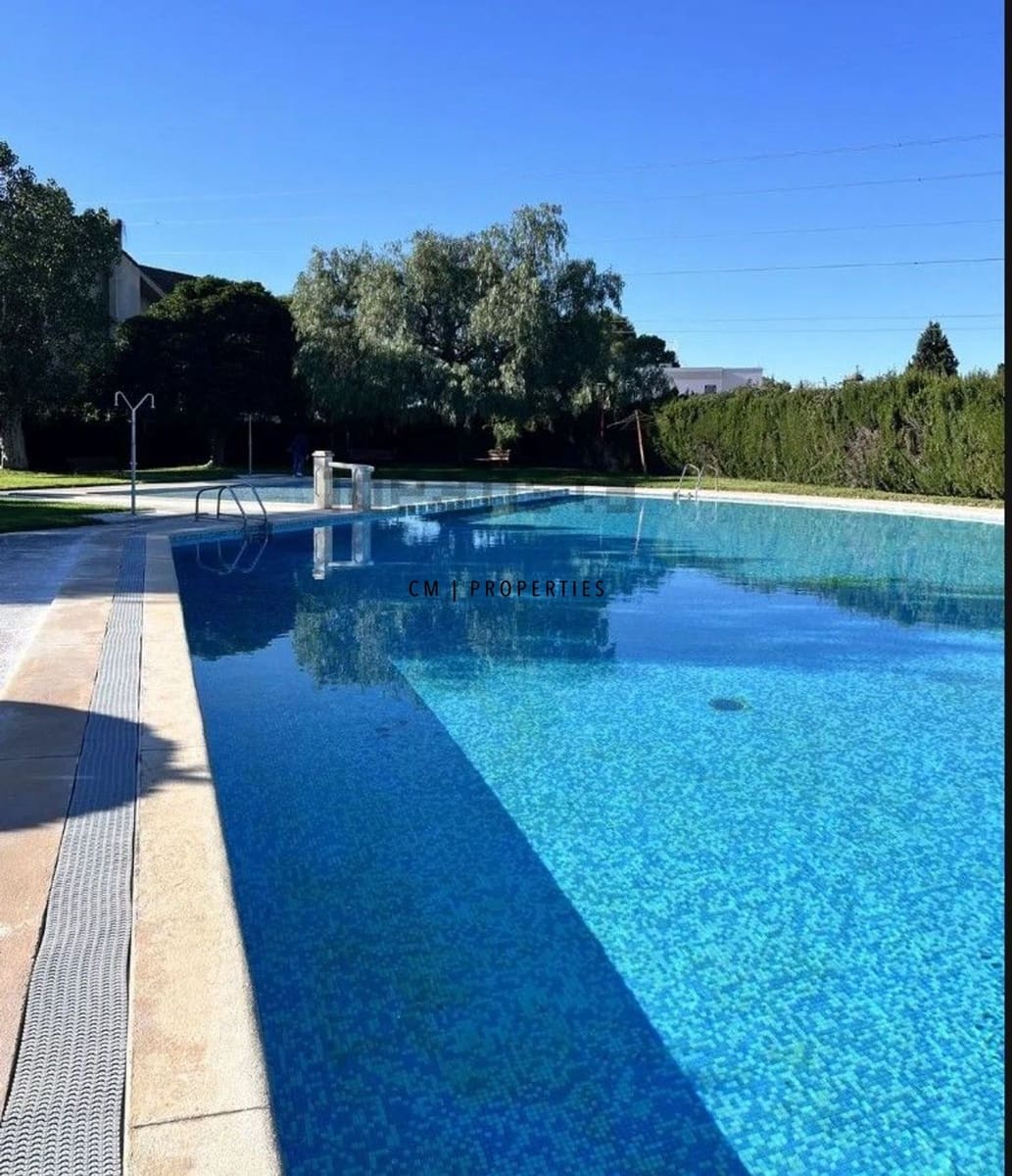 4 sypialnia Willa na sprzedaż w Betera z basenem garażem - 529 000 € (Ref: 9598665)