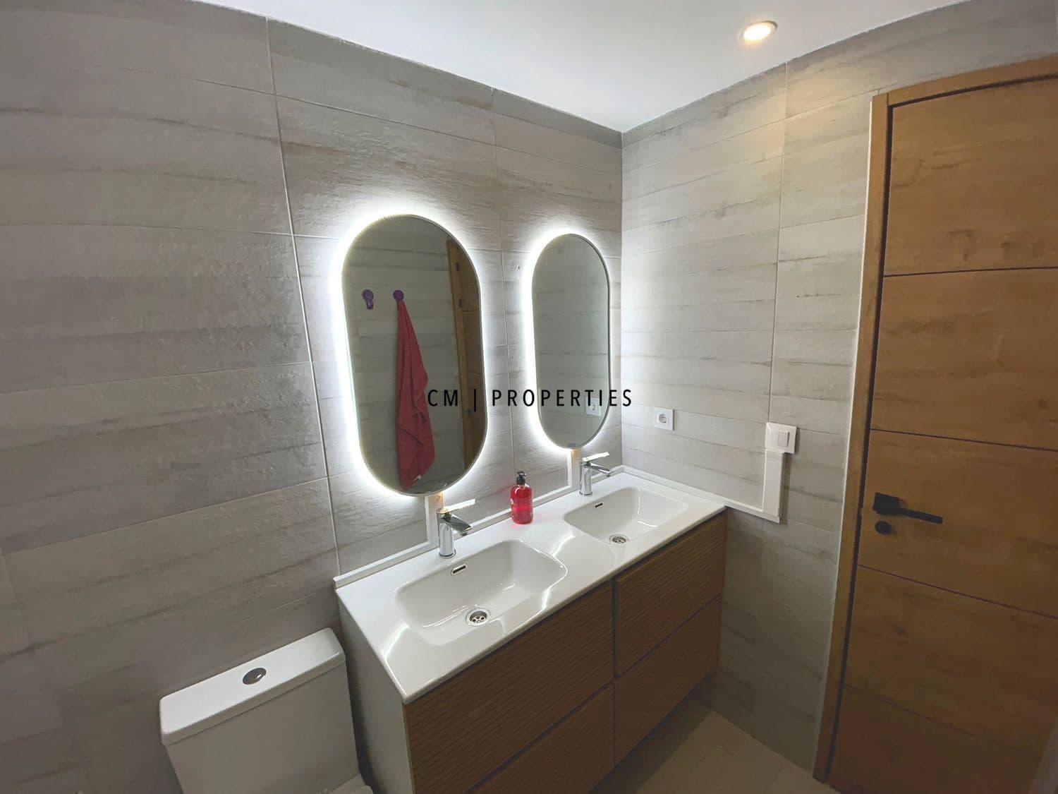 4 sypialnia Willa na sprzedaż w Betera z basenem garażem - 529 000 € (Ref: 9598665)