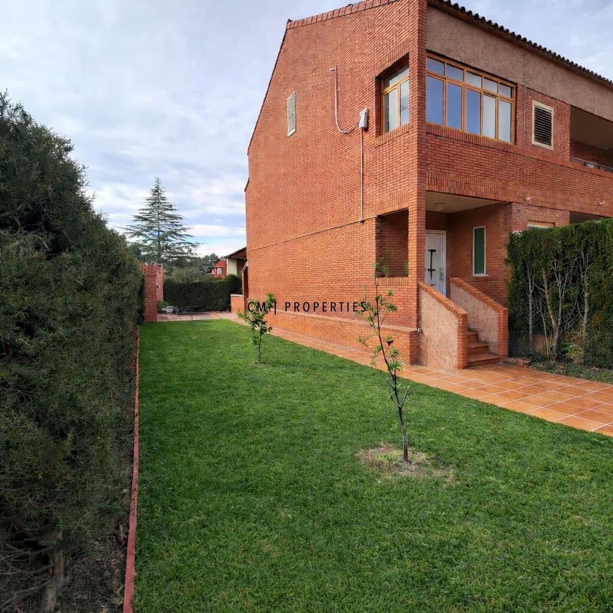 4 sypialnia Willa na sprzedaż w Betera z basenem garażem - 529 000 € (Ref: 9598665)