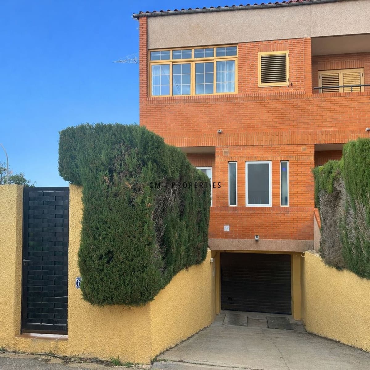 4 sypialnia Willa na sprzedaż w Betera z basenem garażem - 529 000 € (Ref: 9598665)