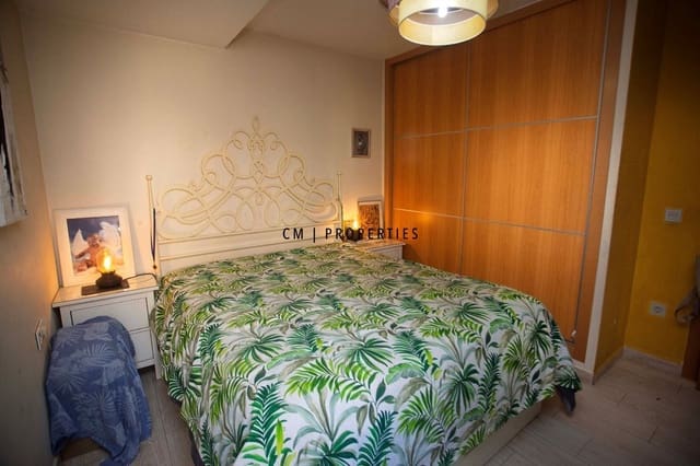 Piso de 3 habitaciones en València ciudad en venta - 225.000 € (Ref: 9603016)