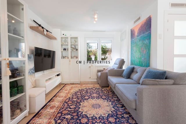 4 makuuhuone Omakotitalo myytävänä paikassa Picanya mukana 
autotalli - 485 000 € (Ref: 9603017)