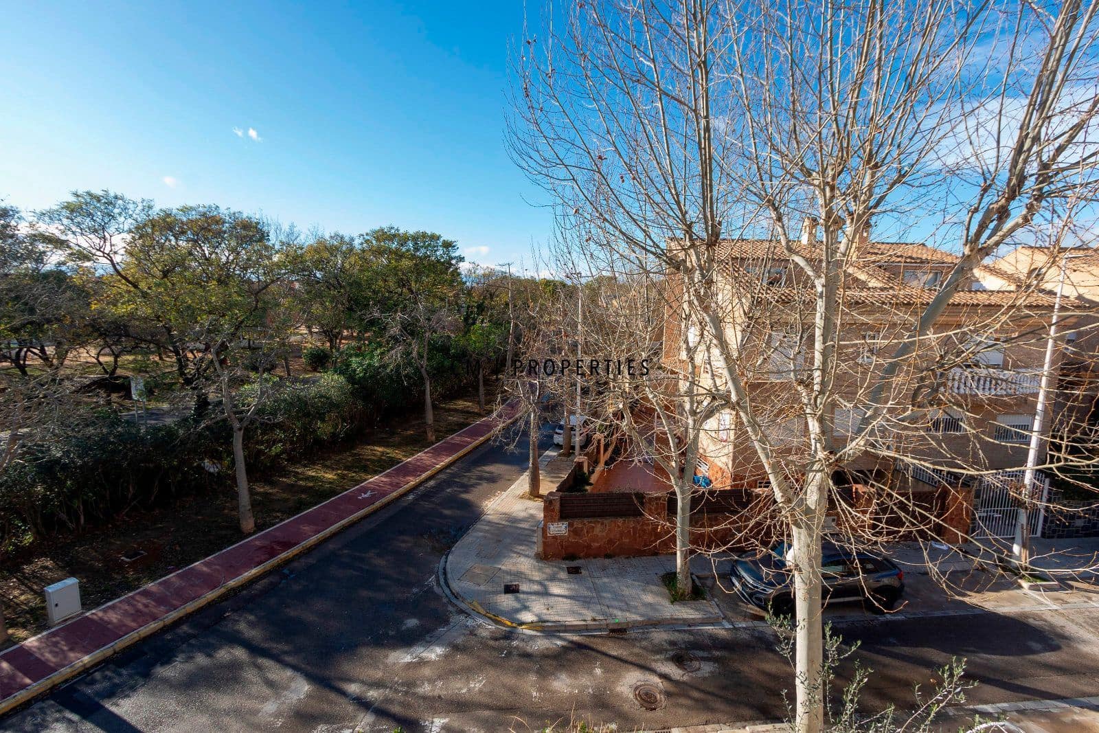 4 makuuhuone Omakotitalo myytävänä paikassa Picanya mukana 
autotalli - 485 000 € (Ref: 9603017)