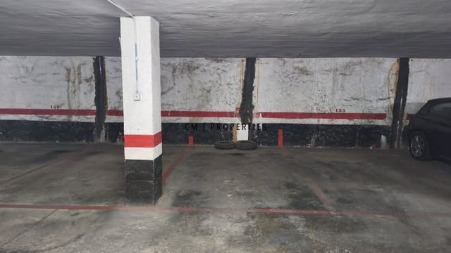Garage til salg i Valencia by - € 20.000 (Ref: 9603018)