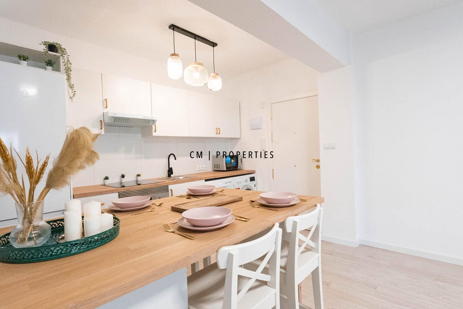 4 bedroom Flat for sale in Valencia city - € 352,500 (Ref: 9603342)