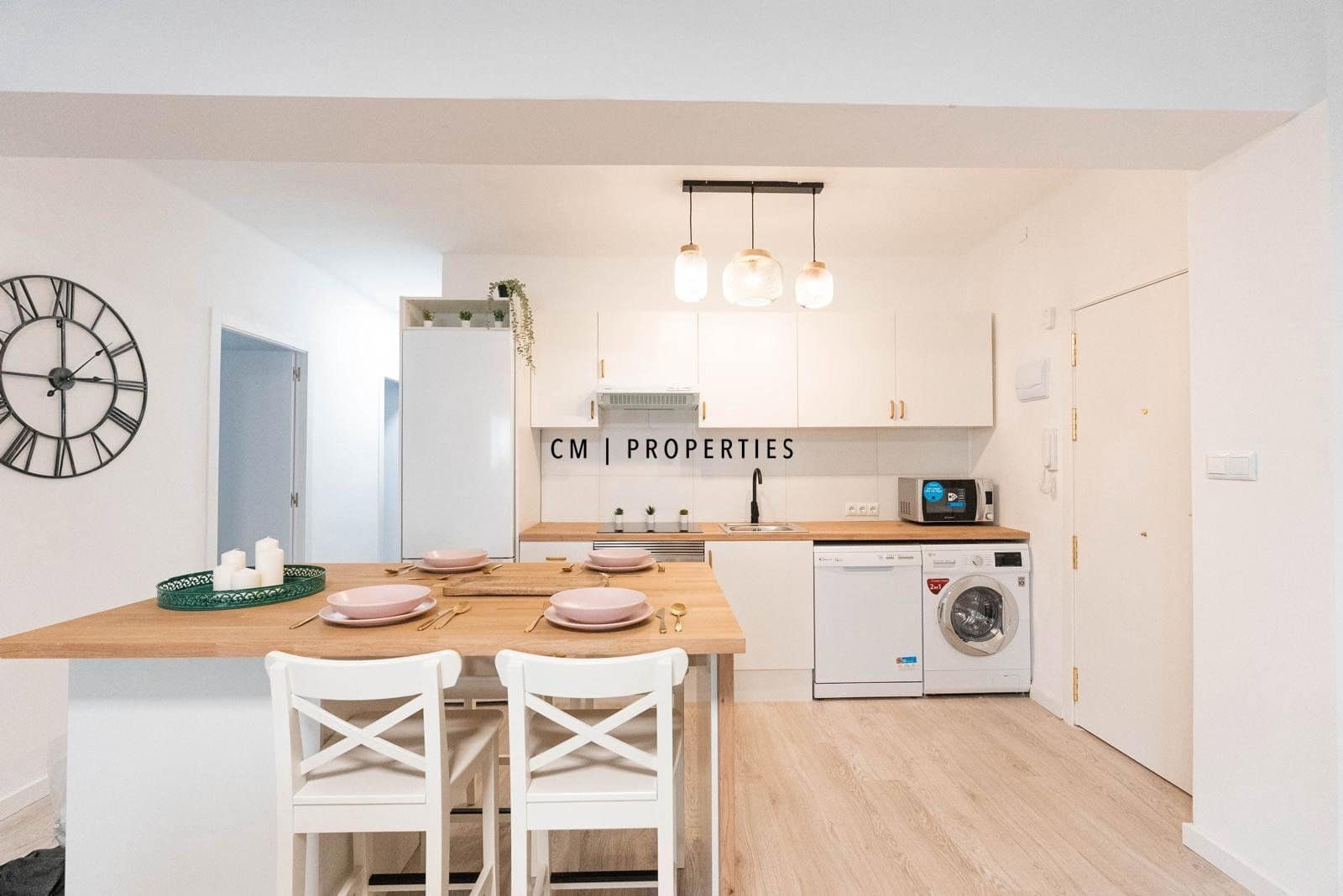 4 bedroom Flat for sale in Valencia city - € 352,500 (Ref: 9603342)