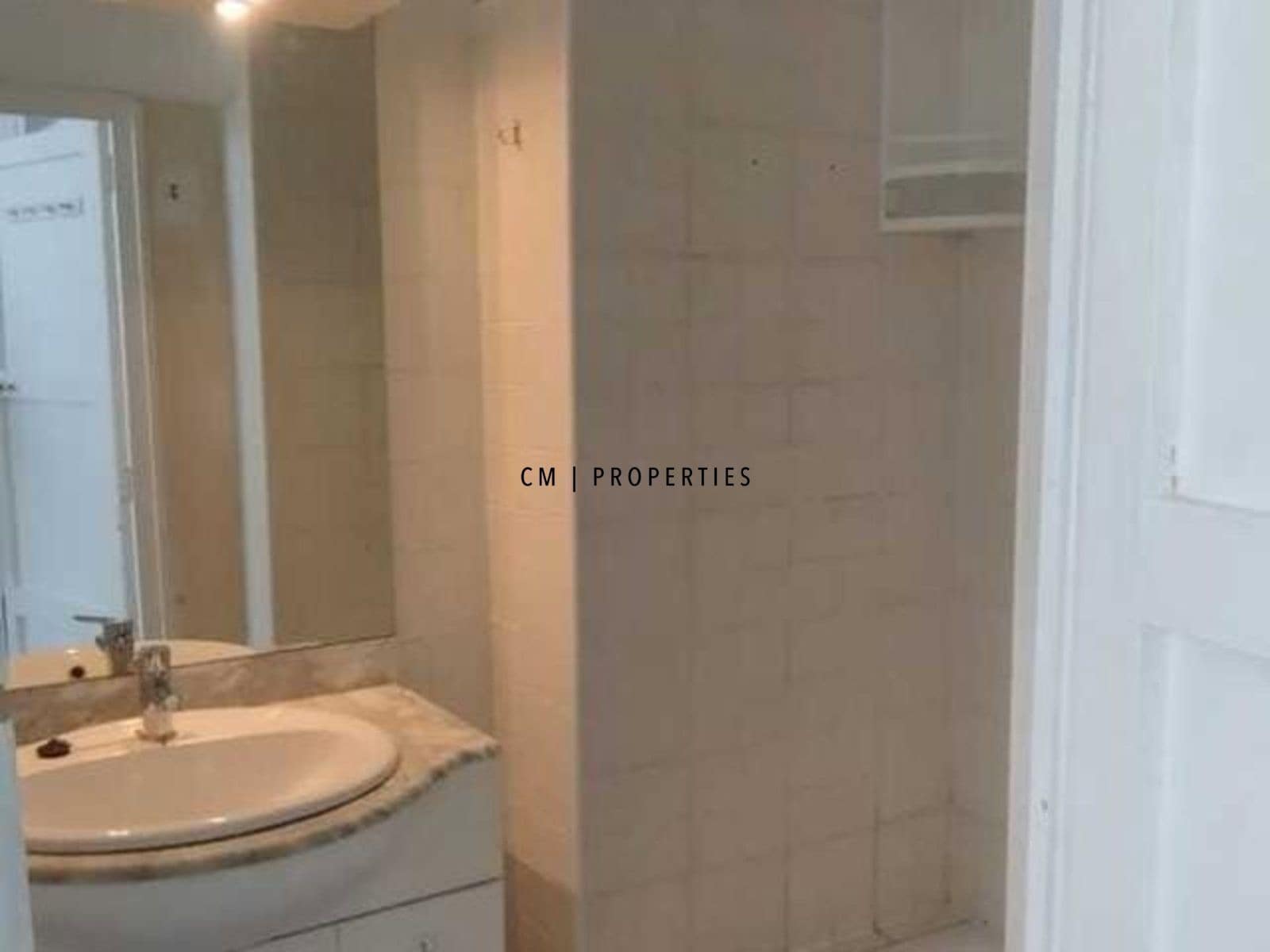 4 sypialnia Mieszkanie do wynajęcia w Miasto Walencja - 1 400 € (Ref: 9603343)