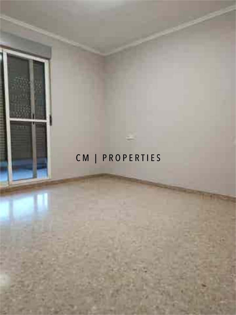 3 sovrum Lägenhet att hyra i Valencia stad - 1 350 € (Ref: 9603344)