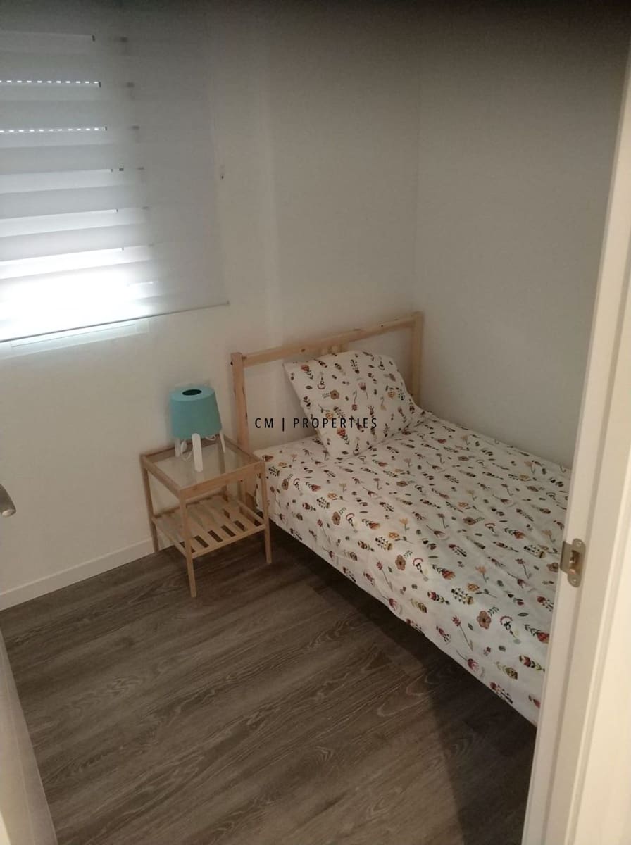 3 bedroom Flat for sale in Valencia city - € 299,000 (Ref: 9603345)