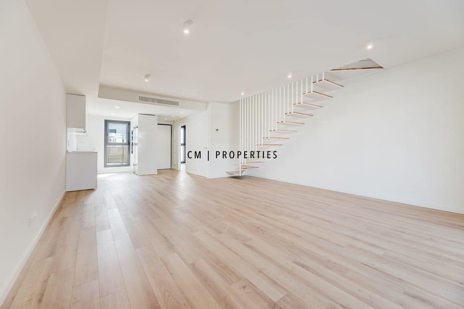 Penthouse de 4 chambres à louer à San Antonio de Benageber avec piscine garage - 2 600 € (Ref: 9603458)