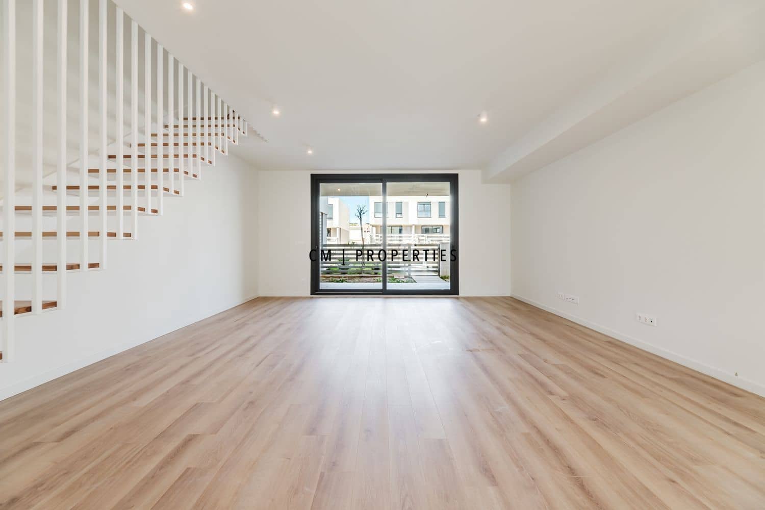 Penthouse de 4 chambres à louer à San Antonio de Benageber avec piscine garage - 2 600 € (Ref: 9603458)