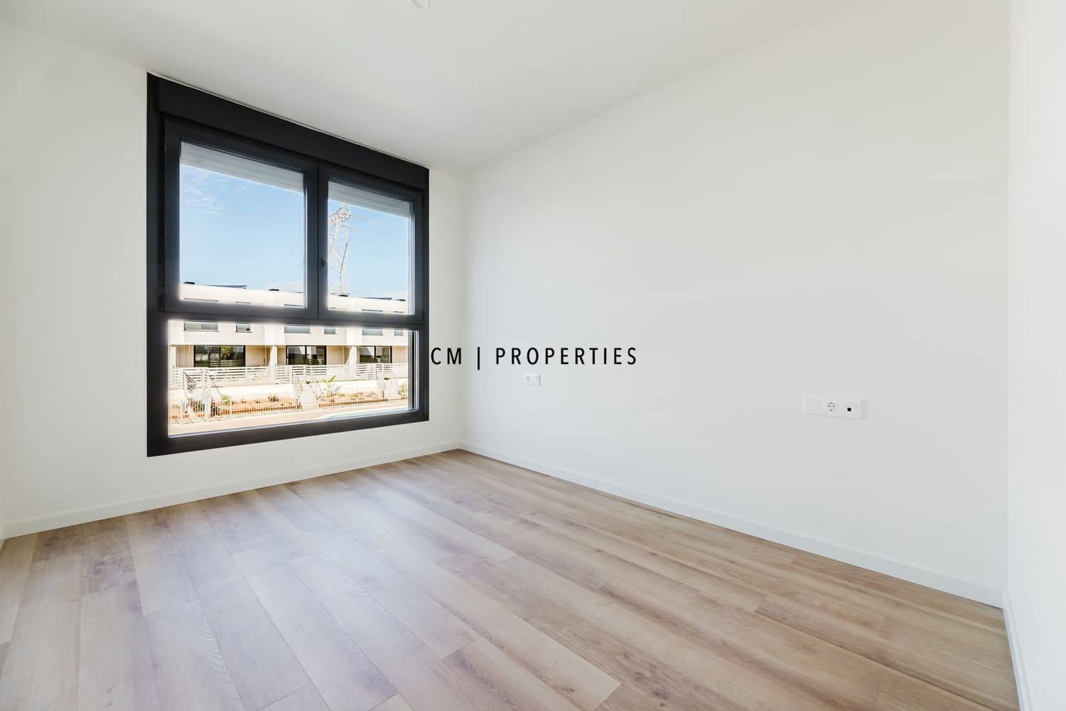 Penthouse de 4 chambres à louer à San Antonio de Benageber avec piscine garage - 2 600 € (Ref: 9603458)
