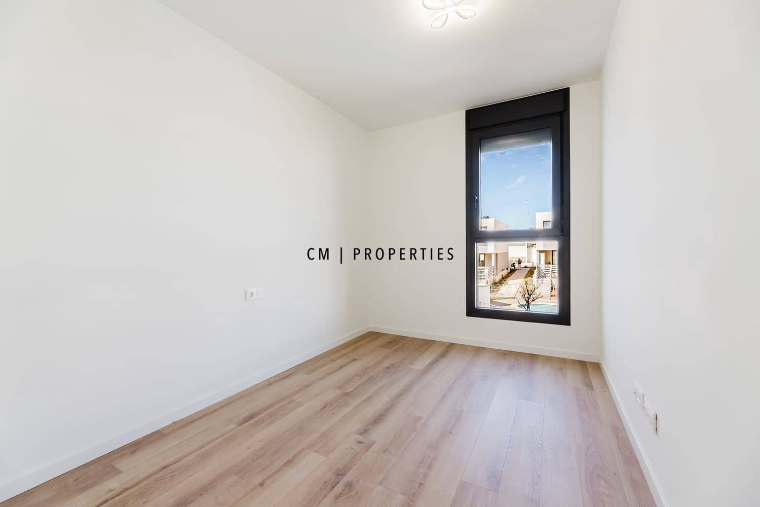 Penthouse de 4 chambres à louer à San Antonio de Benageber avec piscine garage - 2 600 € (Ref: 9603458)