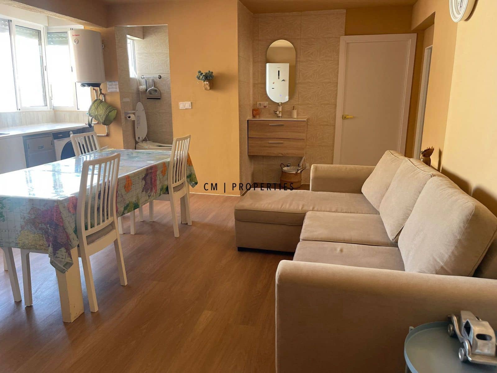 3 bedroom Flat for sale in Valencia city - € 225,000 (Ref: 9603459)