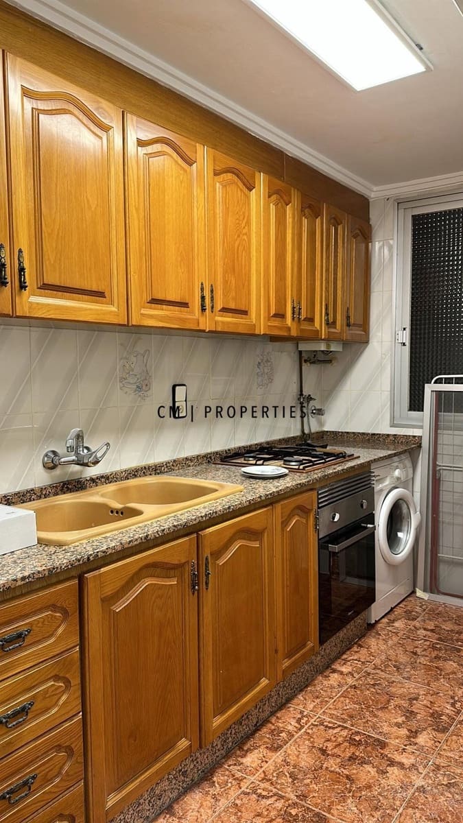 Piso de 3 habitaciones en Catarroja en venta - 140.000 € (Ref: 9603460)