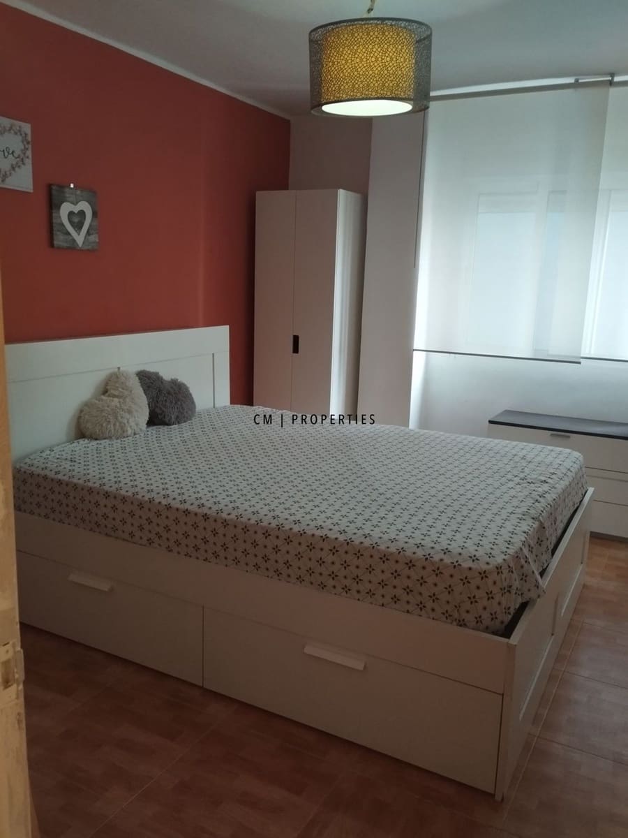 2 bedroom Flat for sale in Valencia city - € 225,000 (Ref: 9606370)