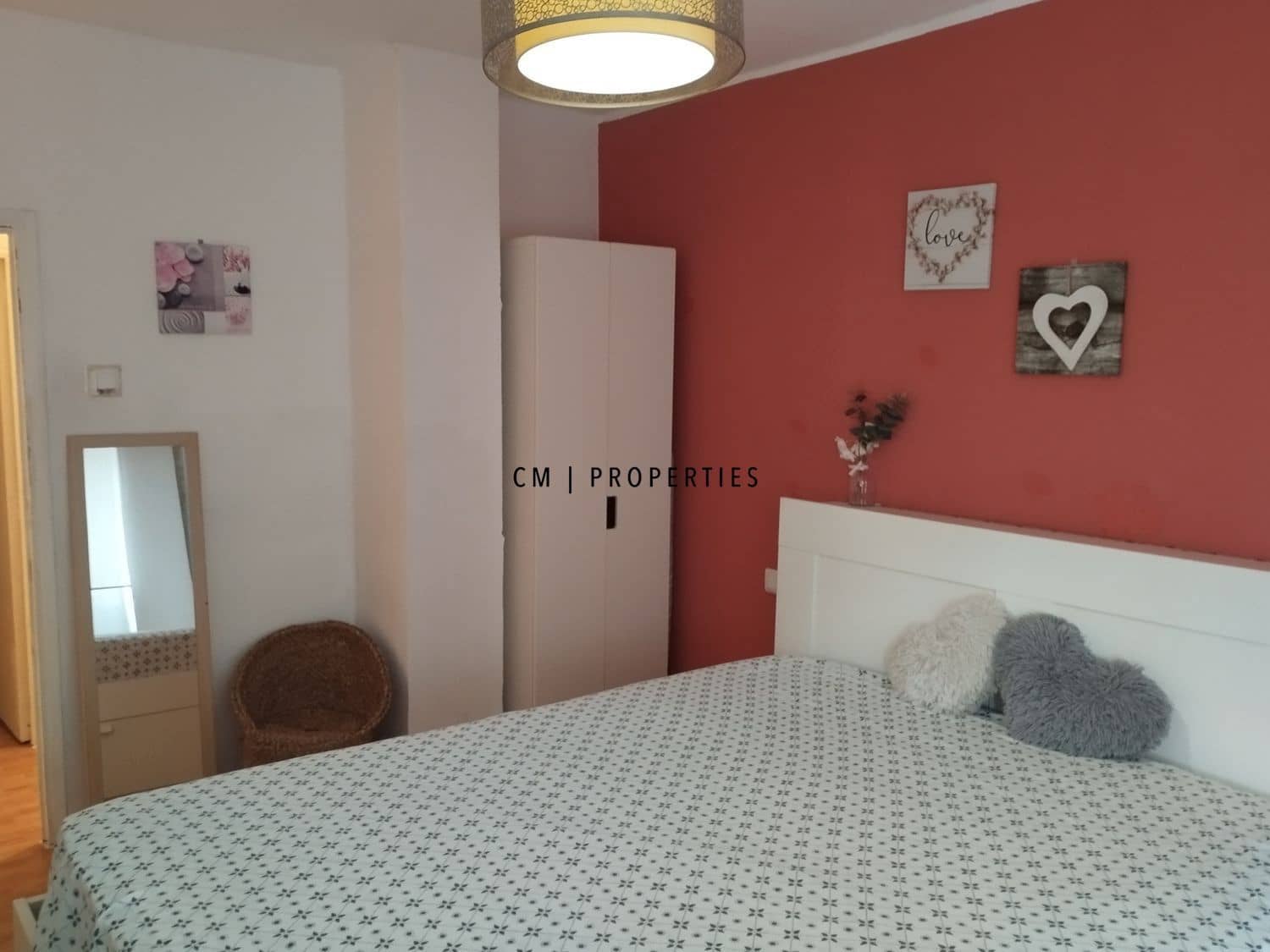 2 bedroom Flat for sale in Valencia city - € 225,000 (Ref: 9606370)