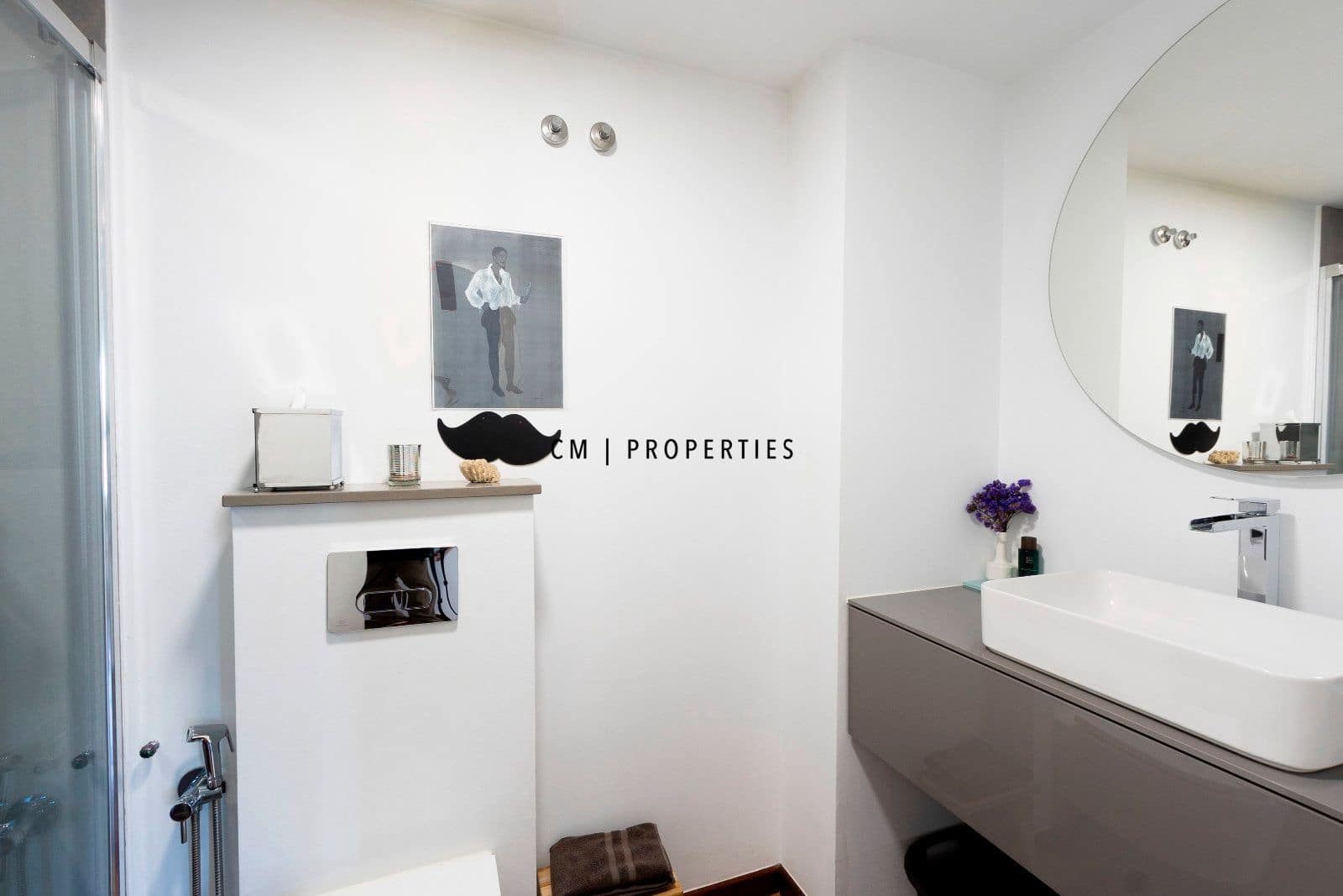 2 bedroom Flat for sale in Valencia city with pool garage - € 820,000 (Ref: 9606371)