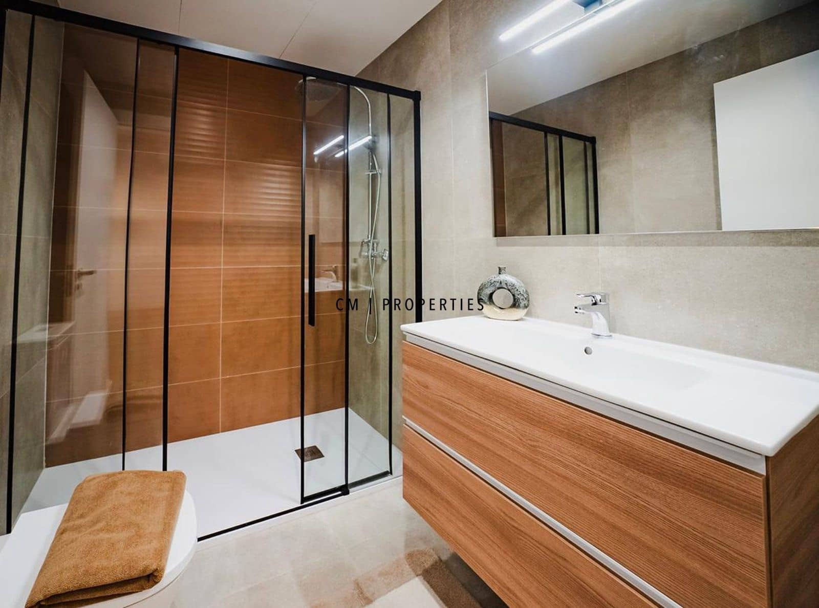 3 soveværelse Lejlighed til salg i Valencia by med swimmingpool - € 615.000 (Ref: 9606608)