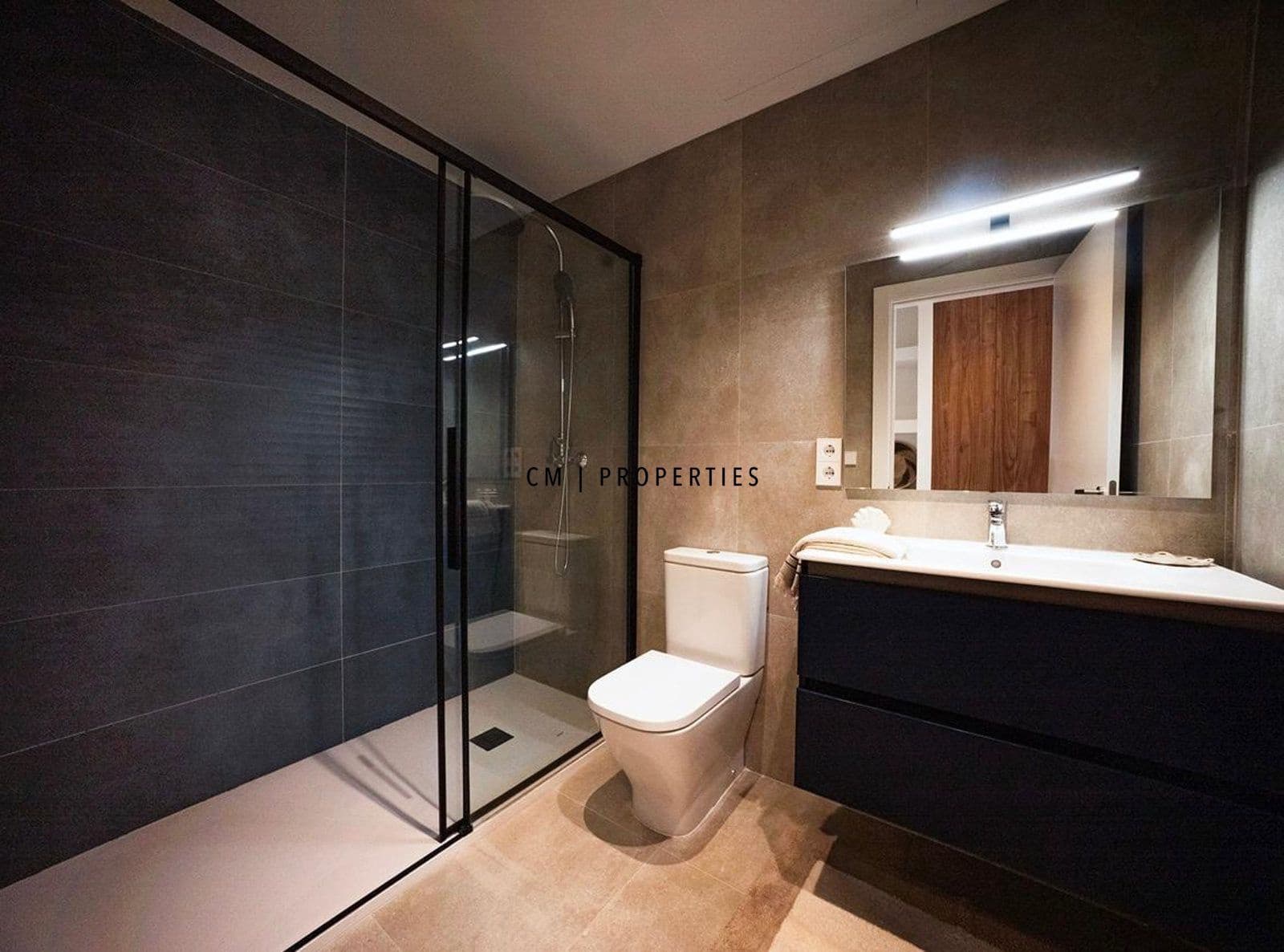 3 soveværelse Lejlighed til salg i Valencia by med swimmingpool - € 615.000 (Ref: 9606608)